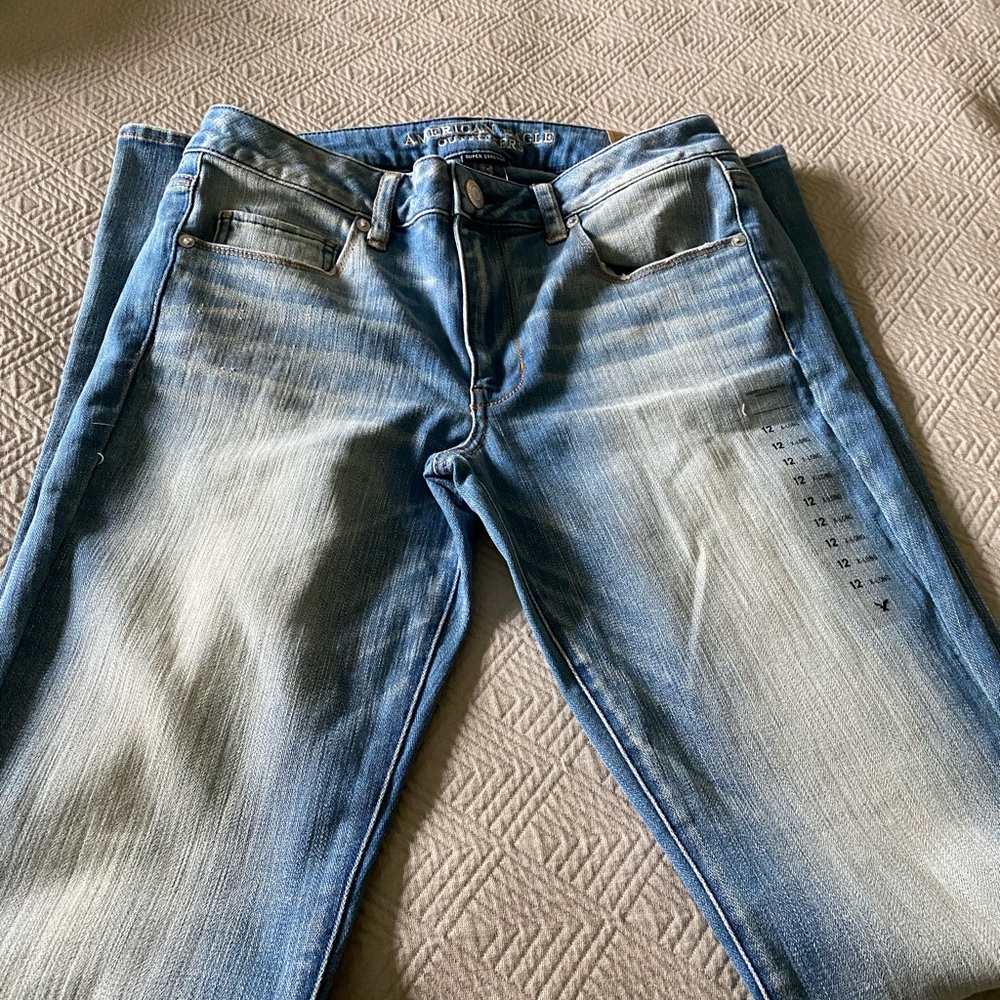 NWT American Eagle Jeans